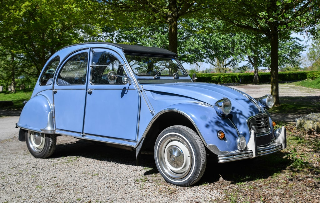 Anciennes et collection 2 CV